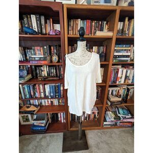 M + M + white sz m oversized knit slouch top cold shoulder short sleeve nwt